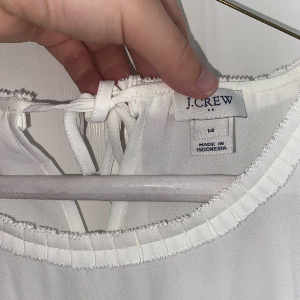 Cute And Basic Blouse - Super Versatile - image 3